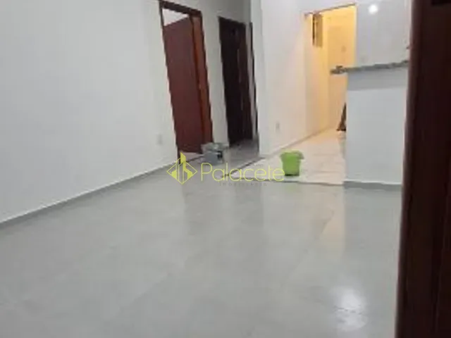 Apartamento 2 quartos e 1 banheiro, à venda, no bairro Jardim Regina (Moreira César) em Pindamonhangaba