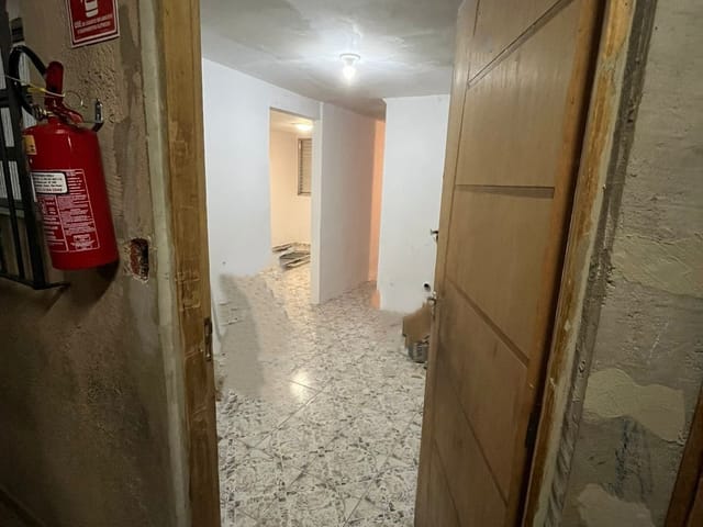 Foto do Apartamento - Apartamento à Venda - Térreo  - Cohab II - Carapicuíba - SP I 2 Dormitórios, Sala, Cozinha, Área de serviço, Vaga de garagem. | Collina Imóveis