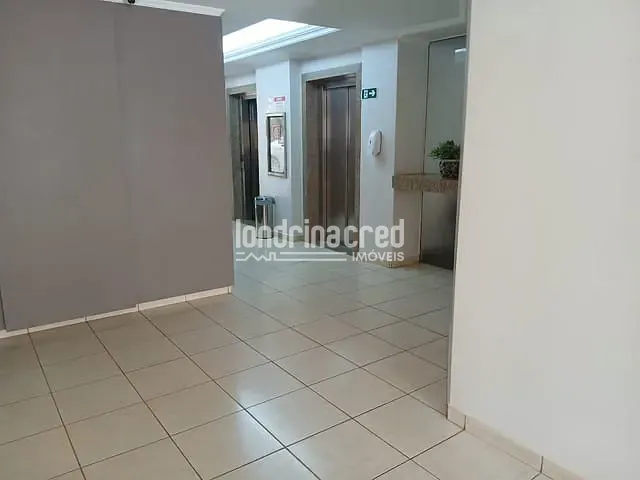 Apartamento com 215m² 3 quartos e 5 banheiros, à venda, no bairro Edificio Carnauba em Londrina