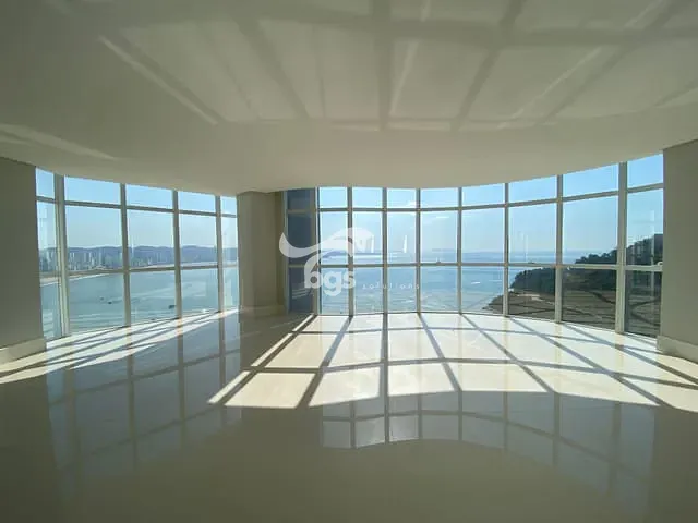 Cobertura / Penthouse com 885m² 6 quartos e 7 banheiros, à venda, no bairro Centro em Balneário Camboriú