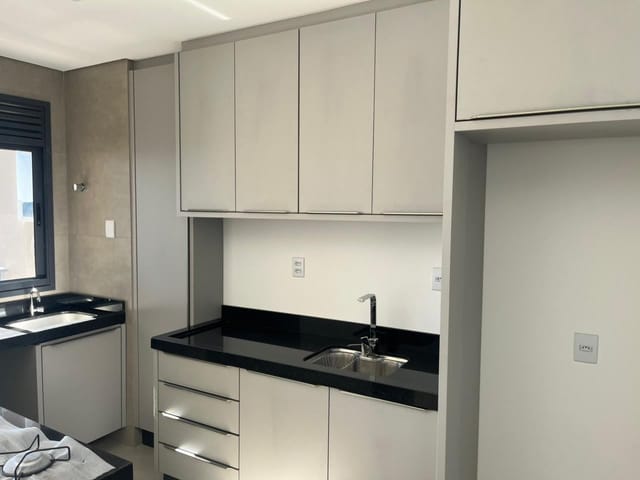 Apartamento 3 quartos e 2 banheiros, para alugar, no bairro Gleba Palhano em Londrina