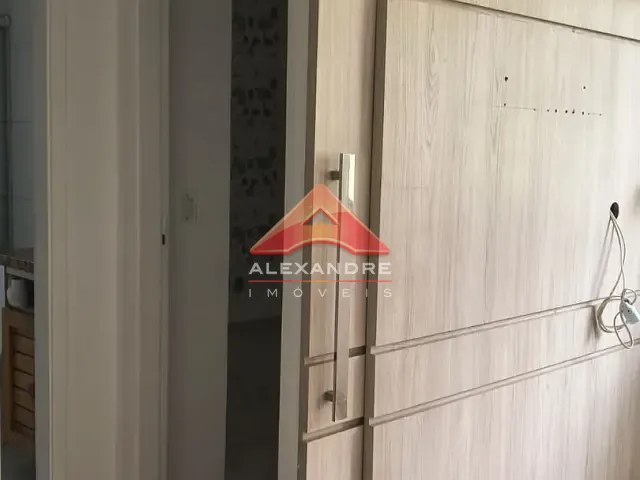 Apartamento com 45m² 2 quartos e 1 banheiro, para alugar, no bairro Jardim Ismênia em São José dos Campos