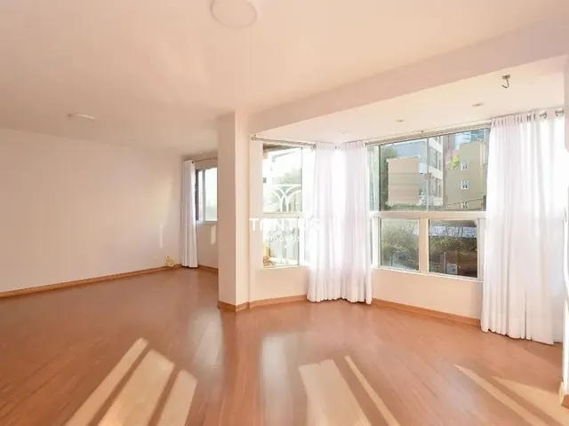 Apartamento 2 quartos e 1 banheiro, para alugar, no bairro Juvevê em Curitiba
