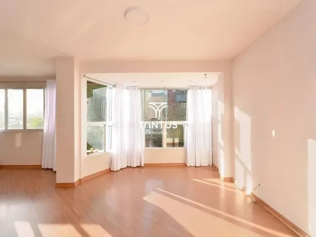 Apartamento 2 quartos e 1 banheiro, para alugar, no bairro Juvevê em Curitiba