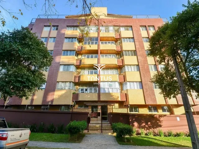 Apartamento 2 quartos e 1 banheiro, para alugar, no bairro Juvevê em Curitiba