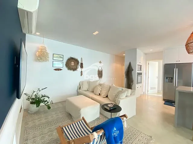 Apartamento 3 quartos e 4 banheiros, à venda, no bairro Praia Brava de Itajaí em Itajaí
