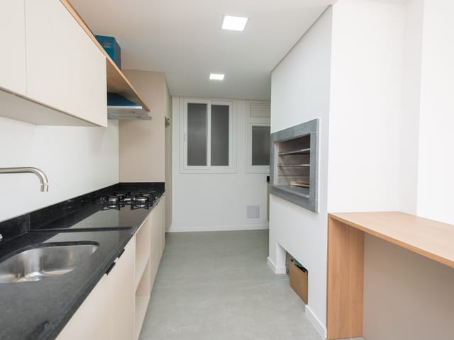 Apartamento com 145m² 3 quartos e 3 banheiros, à venda, no bairro Centro em Pelotas