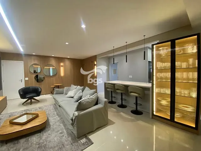Apartamento com 155m² 3 quartos e 4 banheiros, à venda, no bairro Centro em Balneário Camboriú