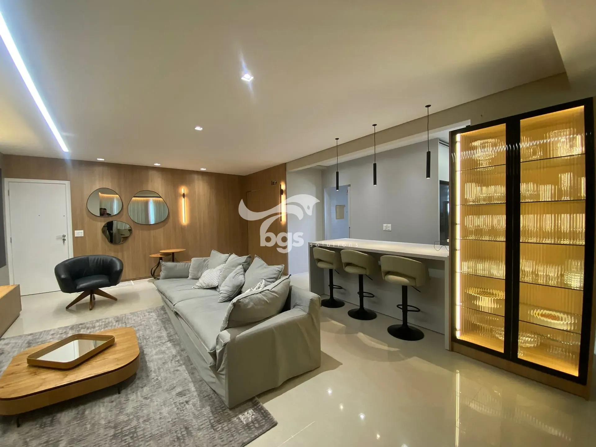 Apartamento, 3 quartos, 131 m² - Foto 1