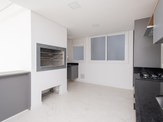 Apartamento com 122m² 2 quartos e 2 banheiros, à venda, no bairro Centro em Pelotas