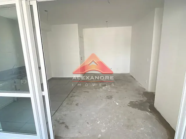 Apartamento 3 quartos e 2 banheiros, à venda, no bairro Vila Industrial em São José dos Campos