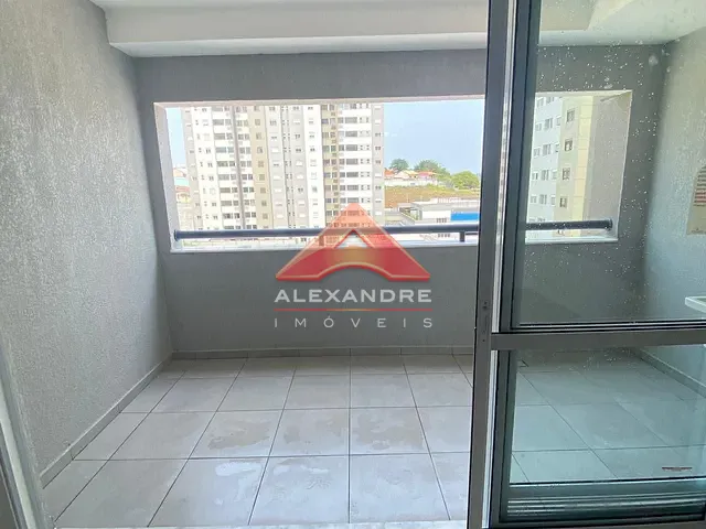 Apartamento 3 quartos e 2 banheiros, à venda, no bairro Vila Industrial em São José dos Campos