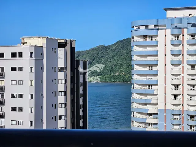 Apartamento 4 quartos e 5 banheiros, à venda, no bairro Centro em Balneário Camboriú