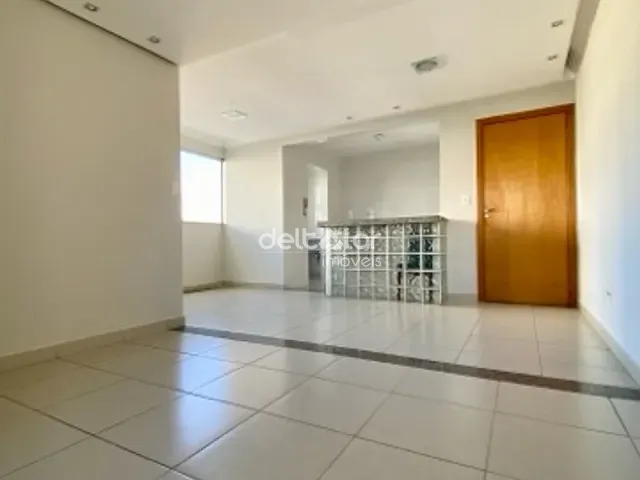 Apartamento com 84m² 3 quartos e 2 banheiros, à venda, no bairro Heliópolis em Belo Horizonte