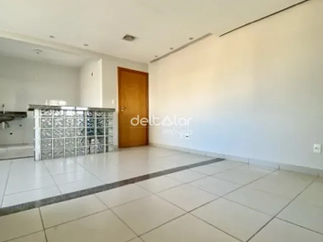 Apartamento com 84m² 3 quartos e 2 banheiros, à venda, no bairro Heliópolis em Belo Horizonte