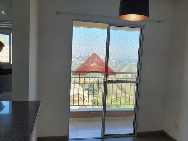 Apartamento 2 quartos e 1 banheiro, à venda, no bairro Vila Industrial em São José dos Campos