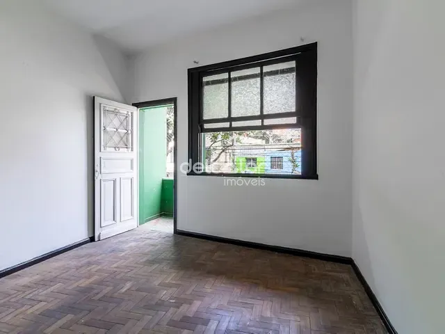 Apartamento com 100m² 4 quartos e 2 banheiros, para alugar, no bairro Sagrada Família em Belo Horizonte