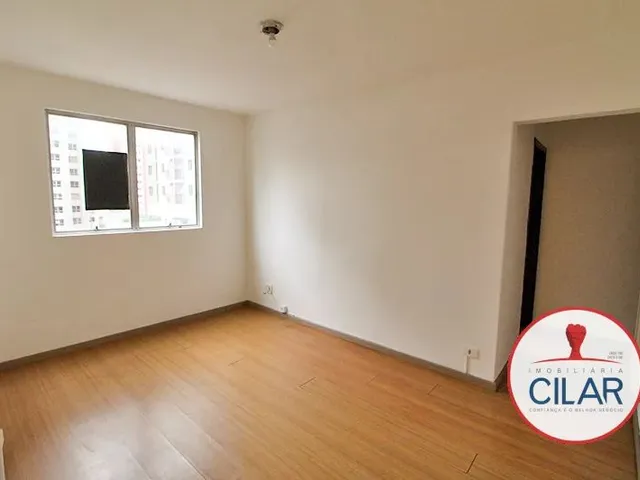 Apartamento 1 quarto e 1 banheiro, à venda, no bairro Centro em Curitiba