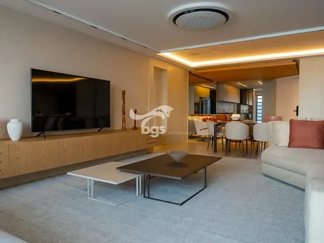 Apartamento com 415m² 4 quartos e 5 banheiros, à venda, no bairro Centro em Balneário Camboriú