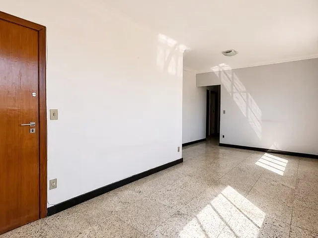 Foto do Apartamento - Apartamento área privativa para locação com 3 quartos (1 suíte), churrasqueira, armários planejados e uma vaga coberta, Planalto, Belo Horizonte, MG | Deltalar Imóveis
