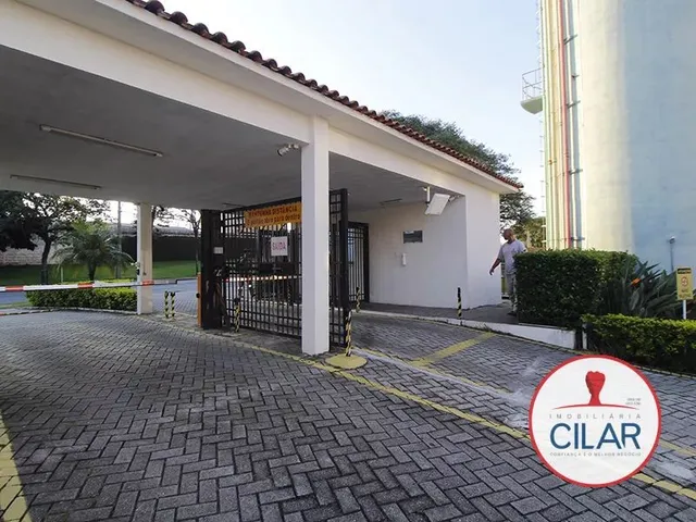 Apartamento 3 quartos e 2 banheiros, para alugar, no bairro Capão Raso em Curitiba