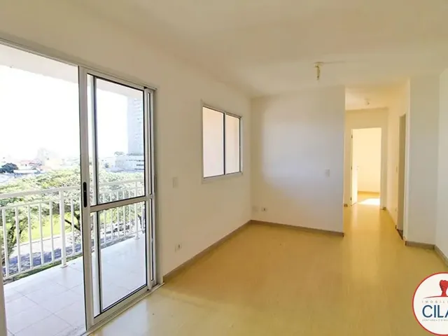 Apartamento 3 quartos e 1 banheiro, para alugar, no bairro Capão Raso em Curitiba