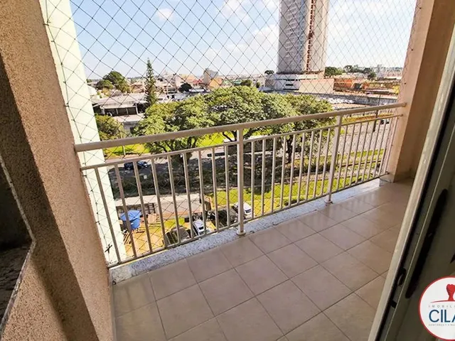 Apartamento 3 quartos e 1 banheiro, para alugar, no bairro Capão Raso em Curitiba