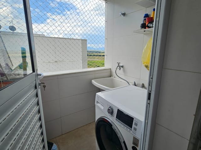 Apartamento 2 quartos e 2 banheiros, à venda, no bairro Residencial Village Santana em Guaratinguetá