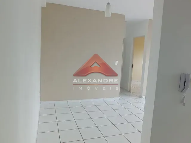 Apartamento 2 quartos e 1 banheiro, à venda, no bairro Jardim Santa Inês III em São José dos Campos