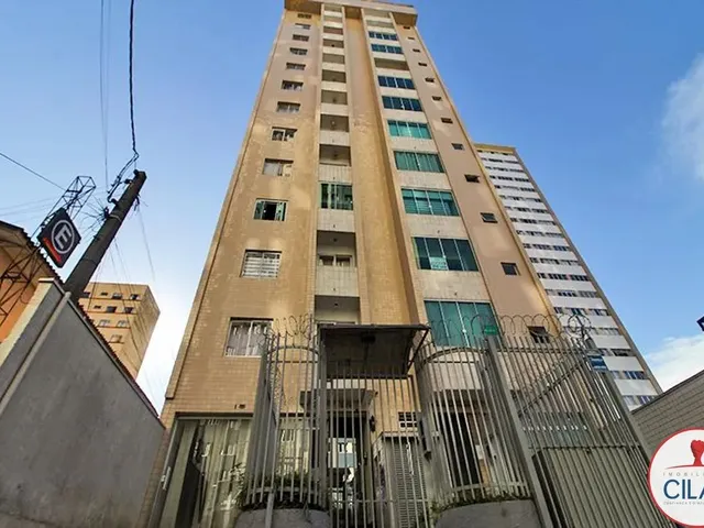 Apartamento 1 quarto e 1 banheiro, para alugar, no bairro Centro em Curitiba