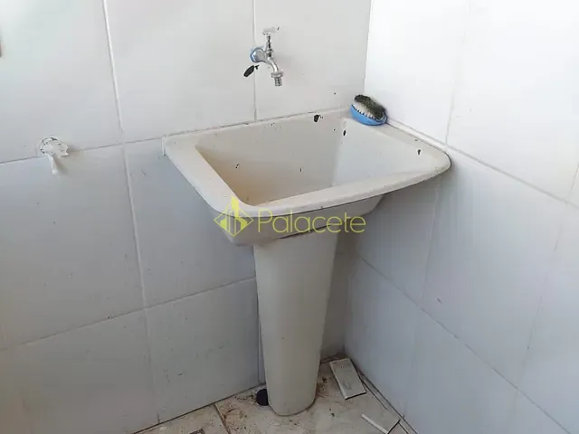 Apartamento 2 quartos e 1 banheiro, à venda, no bairro Jardim Princesa em Pindamonhangaba