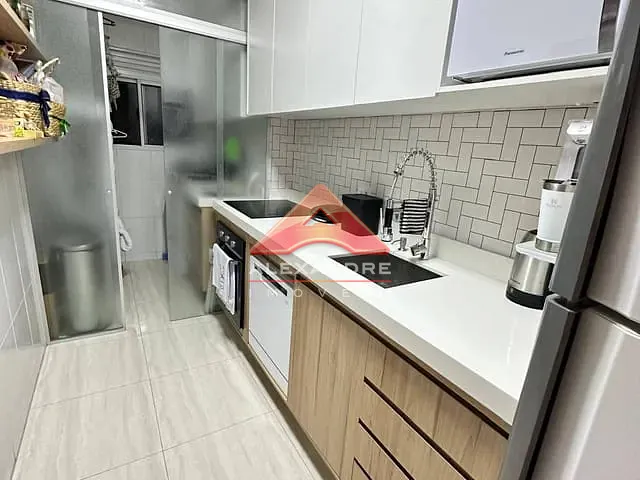 Apartamento 3 quartos e 1 banheiro, à venda, no bairro Vila Industrial em São José dos Campos