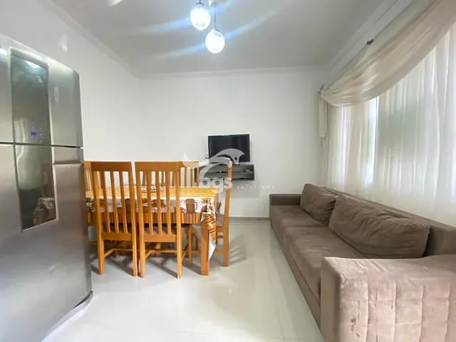Apartamento com 82m² 2 quartos e 1 banheiro, à venda, no bairro Centro em Balneário Camboriú