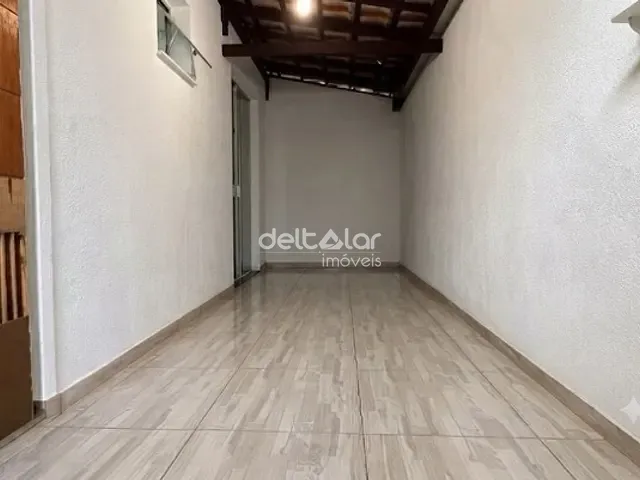 Apartamento 2 quartos e 1 banheiro, à venda, no bairro Piratininga (Venda Nova) em Belo Horizonte