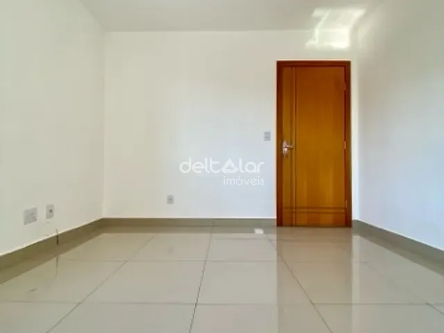 Apartamento com 49m² 2 quartos e 1 banheiro, para alugar, no bairro Letícia em Belo Horizonte