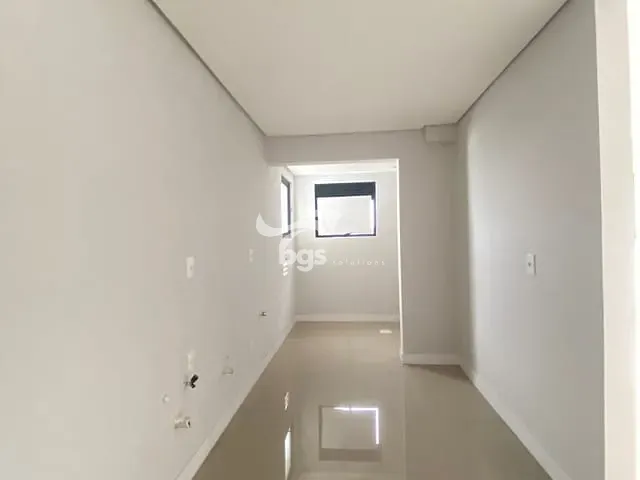 Apartamento com 118m² 3 quartos e 2 banheiros, à venda, no bairro Saguaçu em Joinville