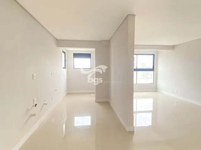 Apartamento com 118m² 3 quartos e 2 banheiros, à venda, no bairro Saguaçu em Joinville