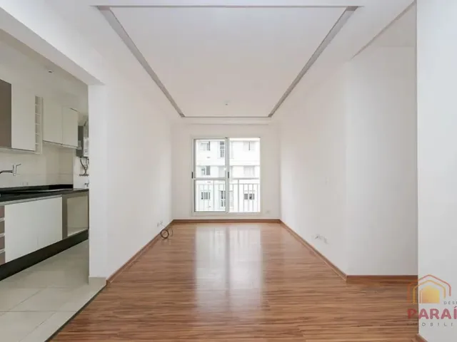 Apartamento 2 quartos e 2 banheiros, para alugar, no bairro Portão em Curitiba