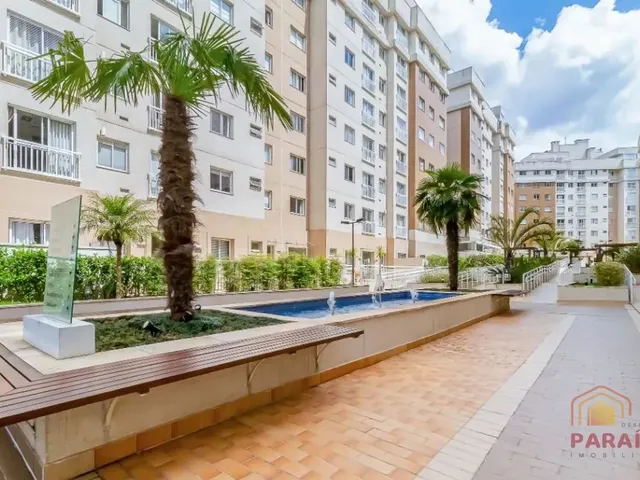 Apartamento 2 quartos e 2 banheiros, para alugar, no bairro Portão em Curitiba