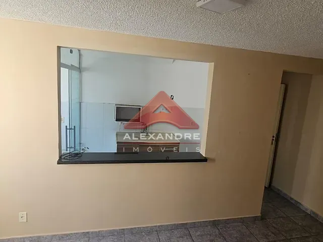 Apartamento 2 quartos e 1 banheiro, para alugar, no bairro Vila Tesouro em São José dos Campos