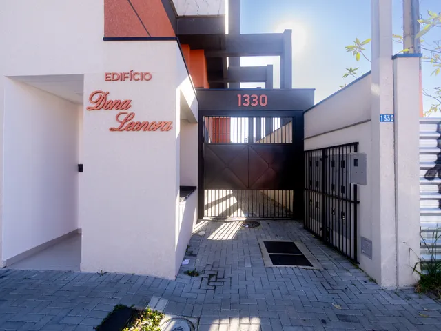 Apartamento com 110m² 3 quartos e 2 banheiros, à venda, no bairro Centro em São José dos Pinhais