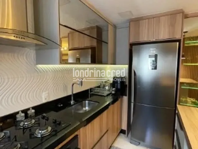 Apartamento 2 quartos e 1 banheiro, à venda, no bairro SOLAR DI CAPRI em Cambé