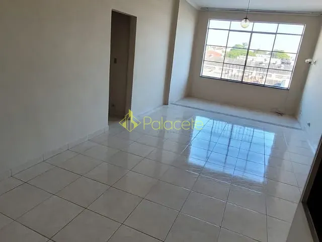 Apartamento 3 quartos e 2 banheiros, à venda, no bairro Centro em Pindamonhangaba