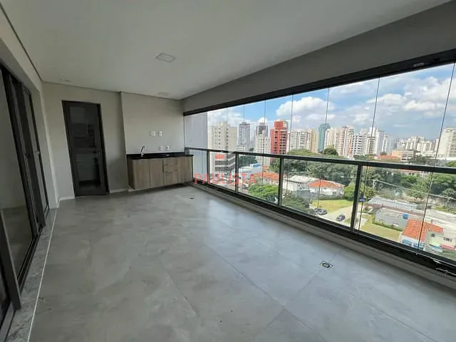 Apartamento 3 quartos e 3 banheiros, para alugar, no bairro Mirandópolis em São Paulo