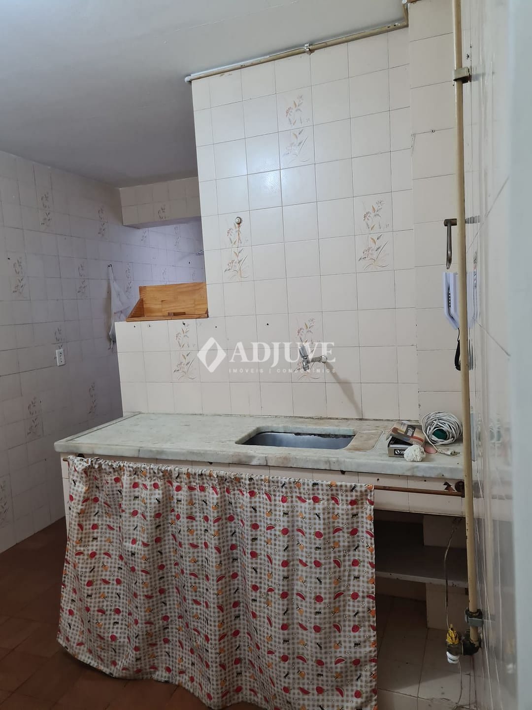 Apartamento à venda com 2 quartos, 76m² - Foto 4