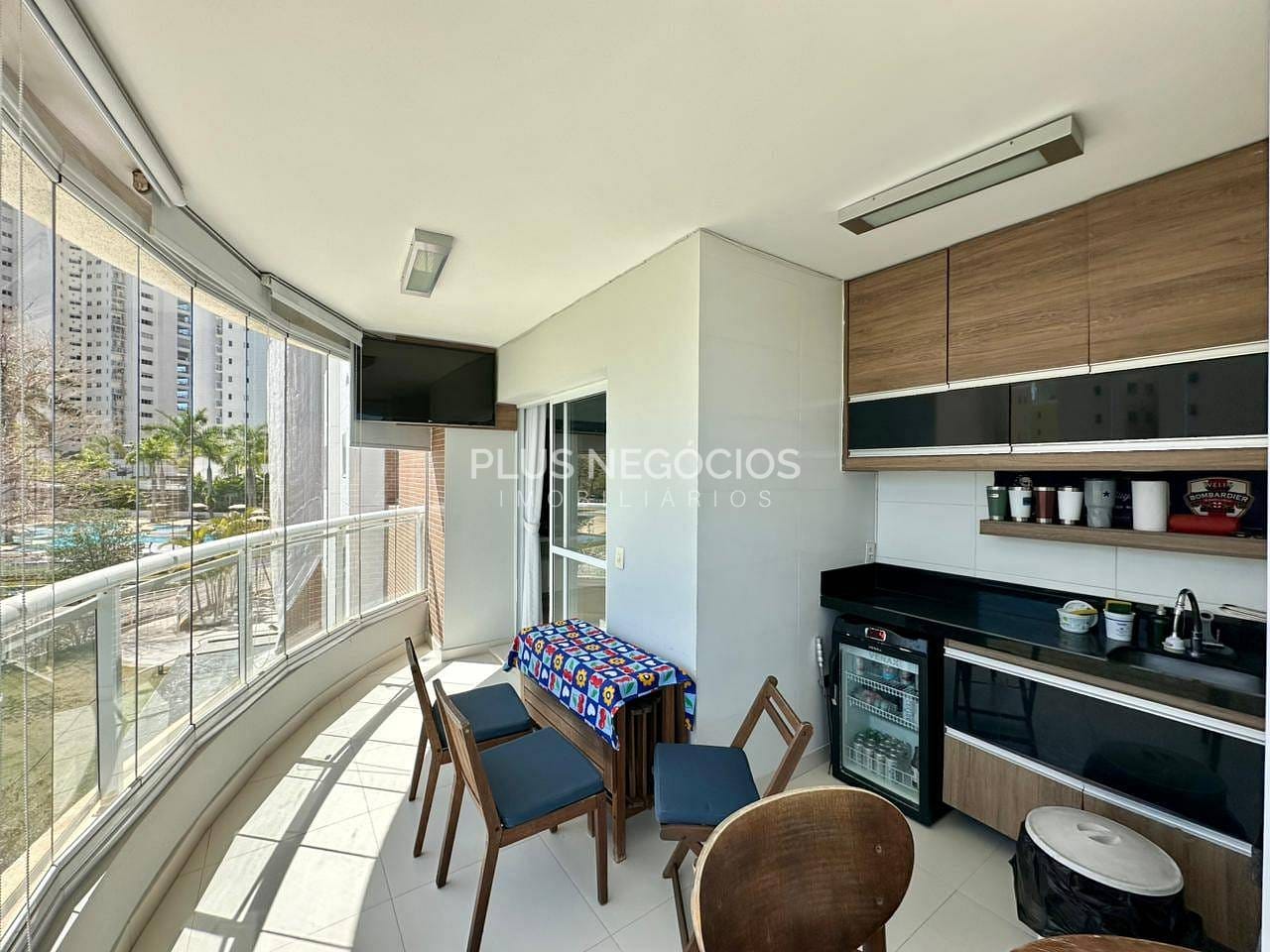 Apartamento, 4 quartos, 196 m² - Foto 4