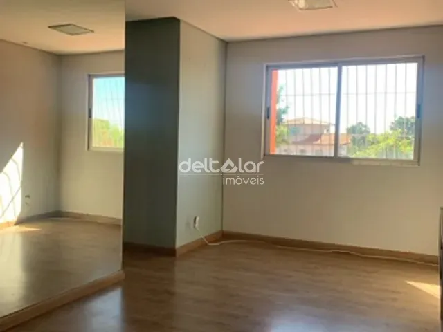 Apartamento 3 quartos e 1 banheiro, à venda, no bairro Santa Mônica em Belo Horizonte