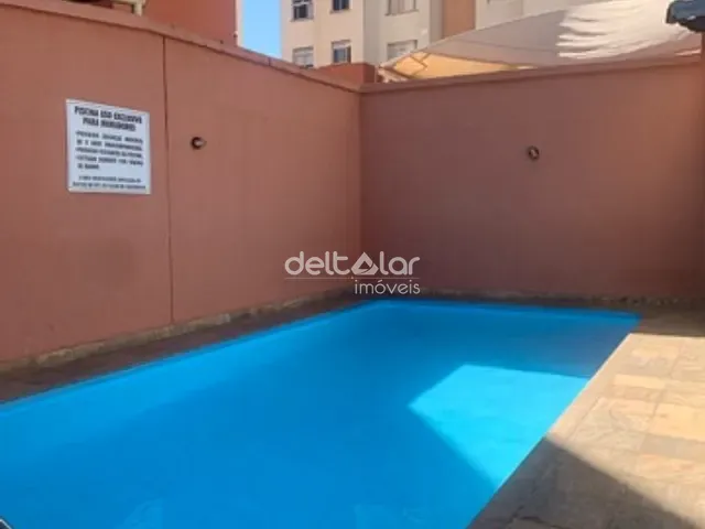 Apartamento 3 quartos e 1 banheiro, à venda, no bairro Santa Mônica em Belo Horizonte