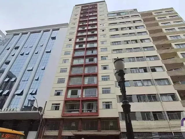 Apartamento com 42m² 1 quarto e 1 banheiro, à venda, no bairro Centro em Curitiba