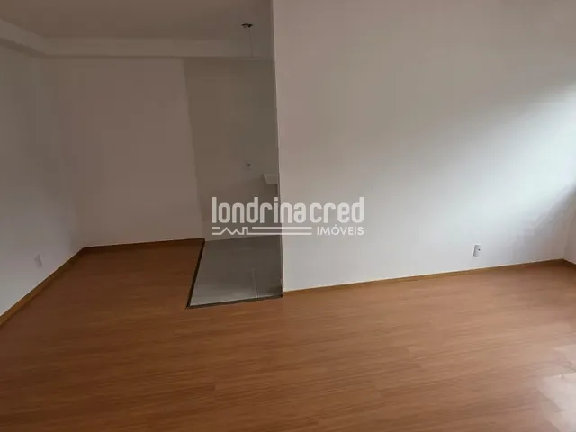 Apartamento 2 quartos e 1 banheiro, à venda, no bairro RESIDENCIAL EVORA em Londrina